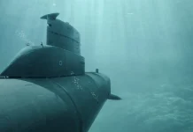 okret podwodny
